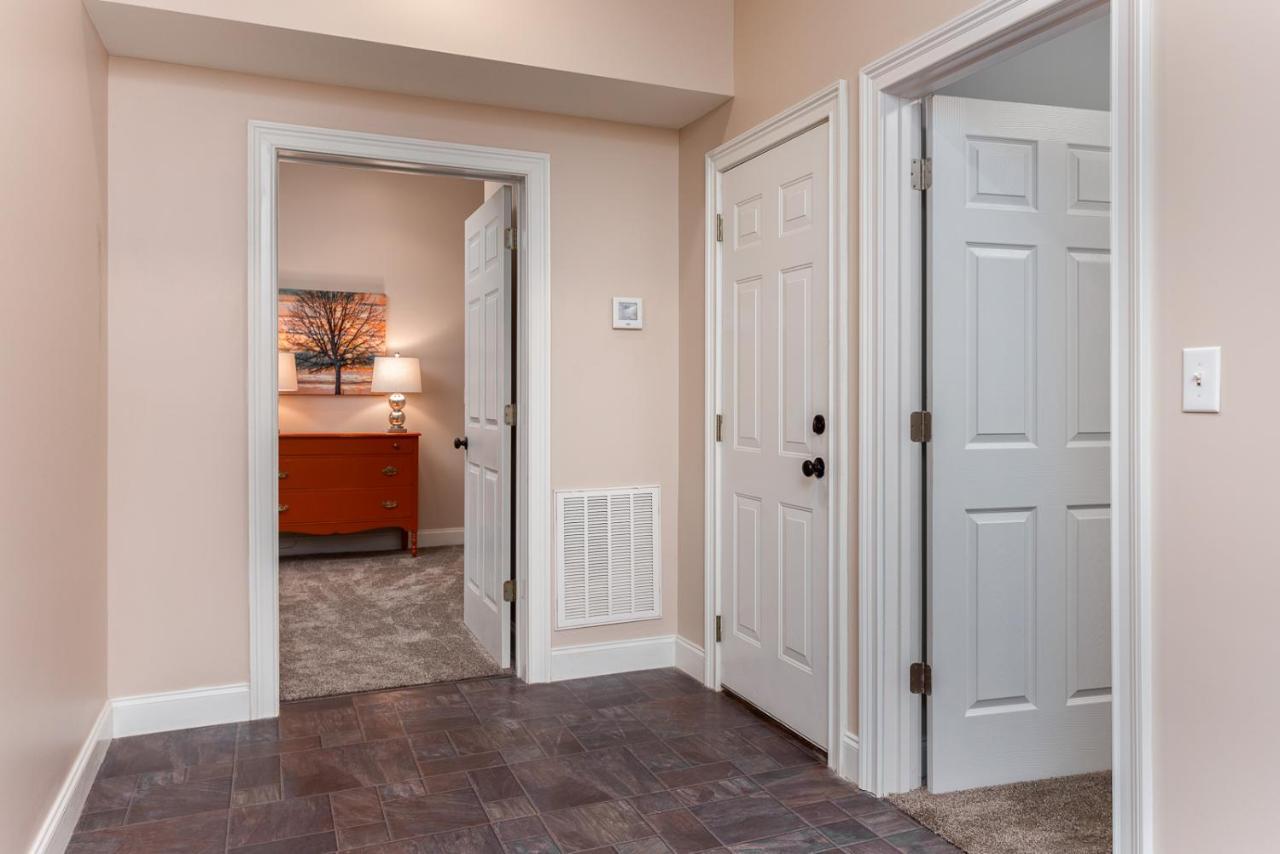 Luxurious House With Pool Near Asheville By Mighty Tree Properties Leicester エクステリア 写真
